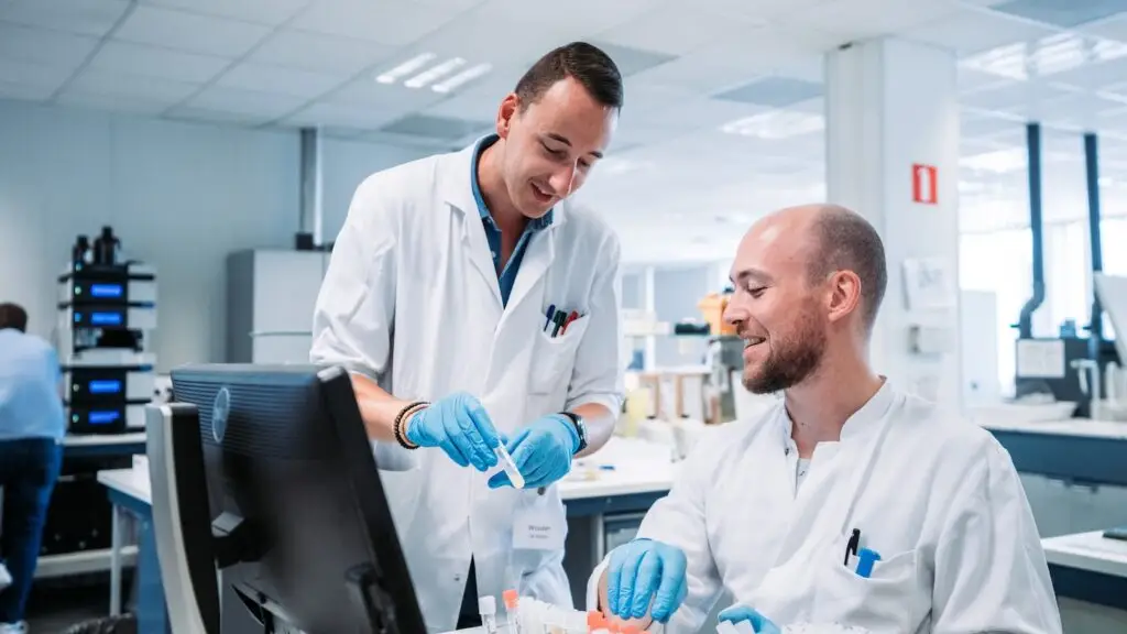 la santé pour tous avec le laboratoire médical medina